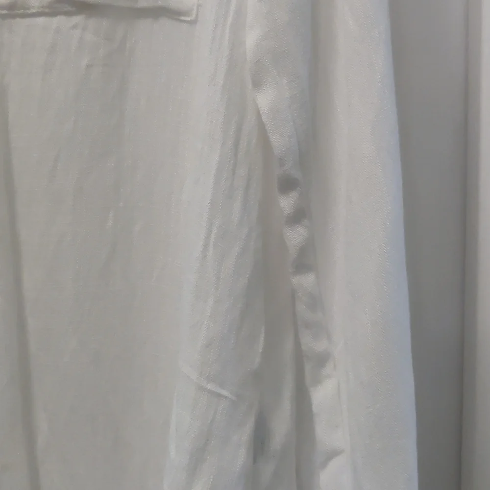 Linen top - Picture 3 of 3